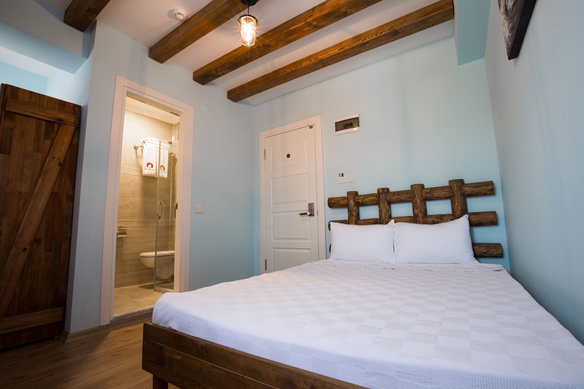 Menendi Otel Foça Eksteriør bilde